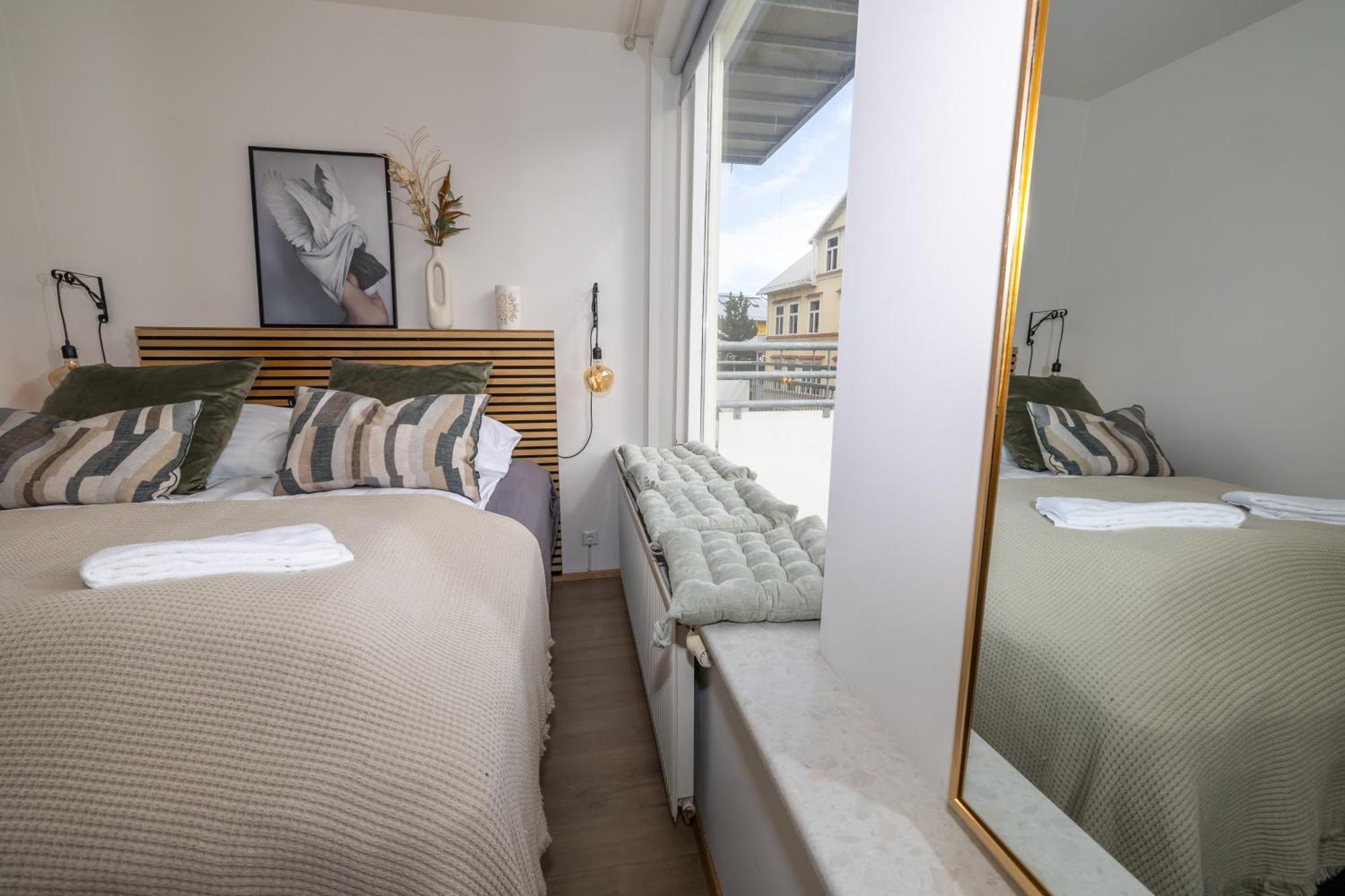 Charming Deluxe Apartment Akureyri Kamer foto