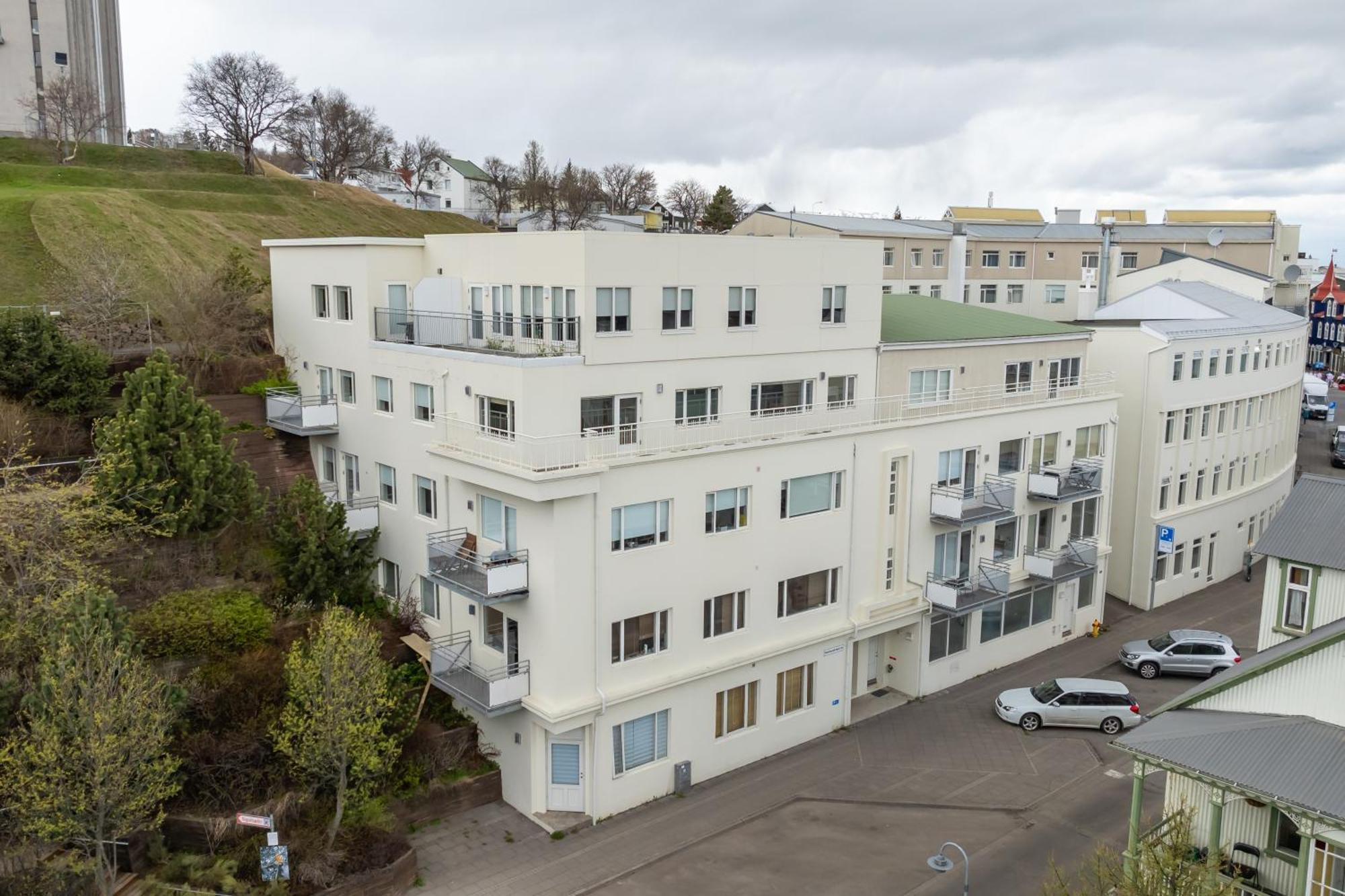 Charming Deluxe Apartment Akureyri Kamer foto