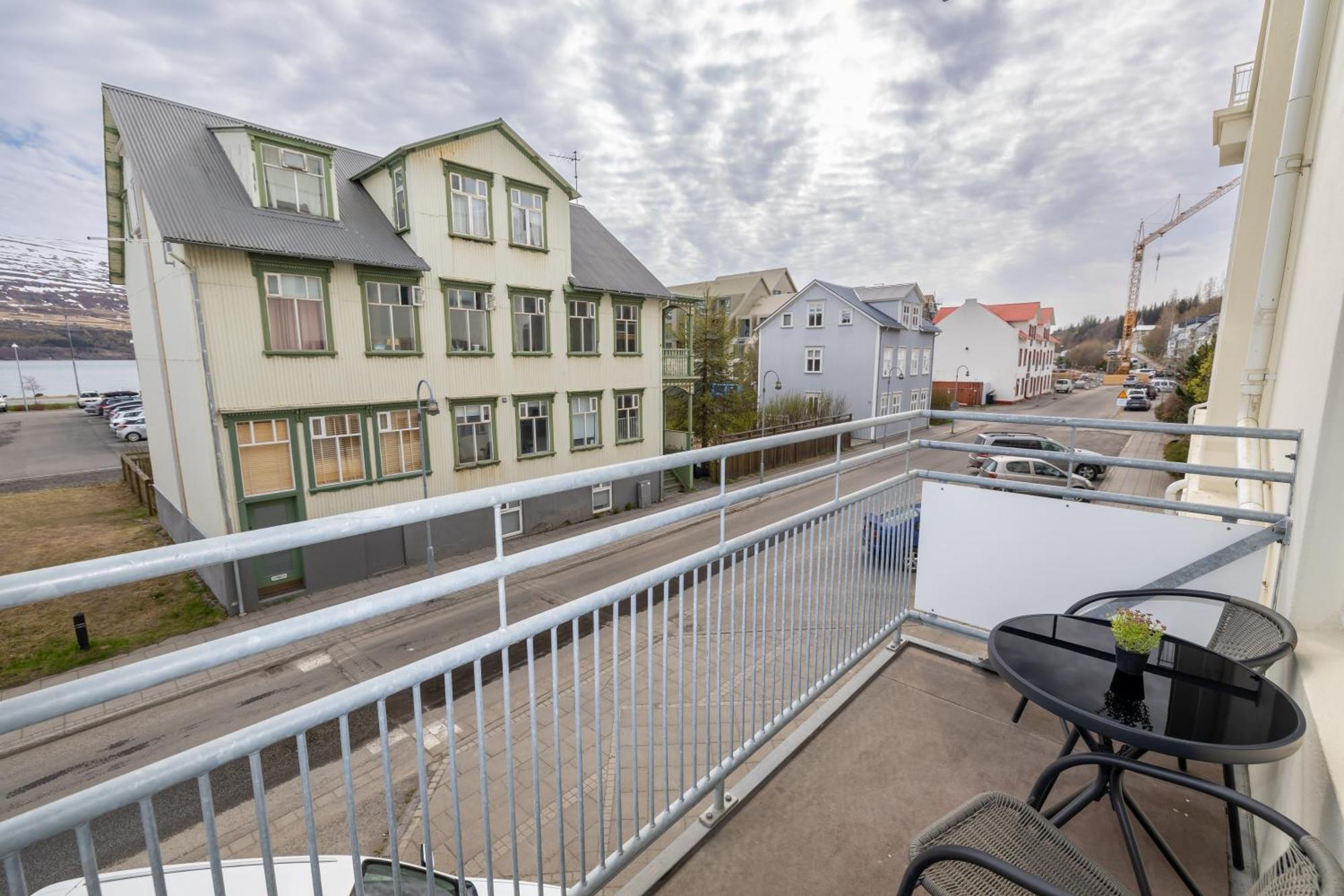 Charming Deluxe Apartment Akureyri Kamer foto
