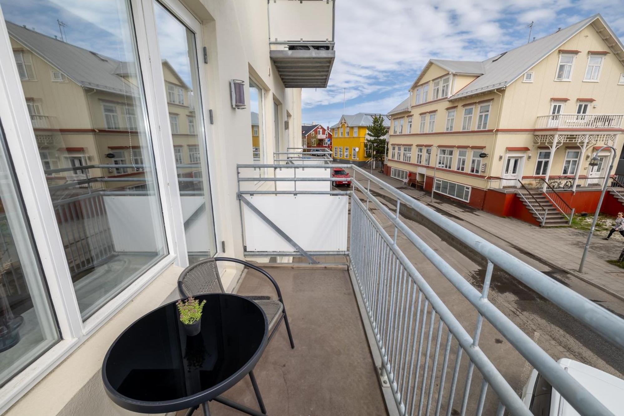 Charming Deluxe Apartment Akureyri Kamer foto